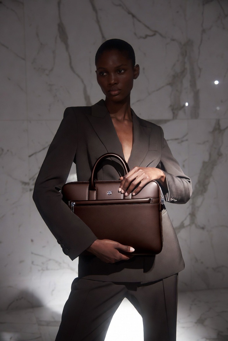 Bespoke Laptop — Studio-Minimal AI photography by Ashbourne Privè